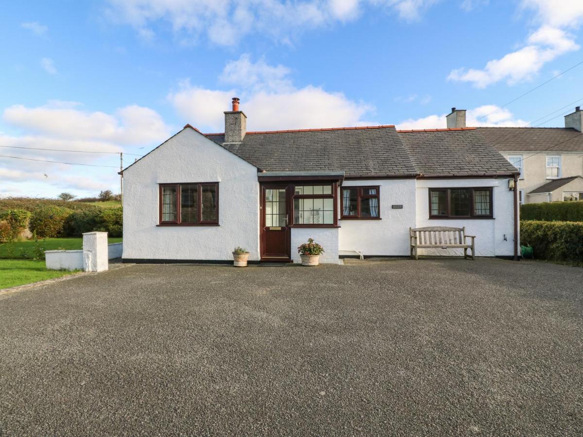 Penllwyn Villa Beaumaris Bagian luar foto